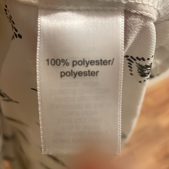 Maurice’s blouse in a size XXL in women - Picture 6 of 6